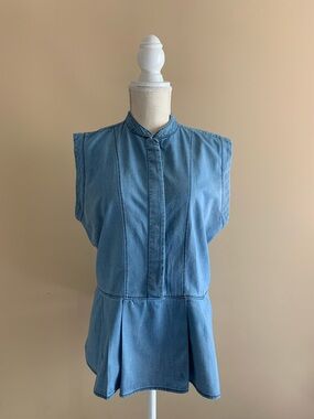 Mandarin CollarSleeveless Faded Light Blue Denim Peplum Top